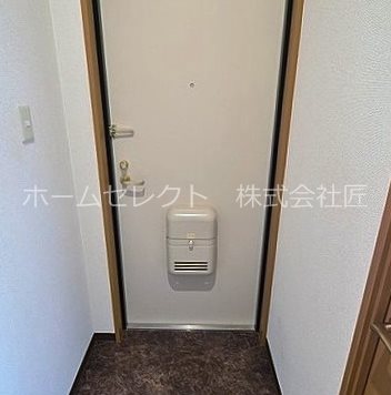 サンライフカガヤ 玄関