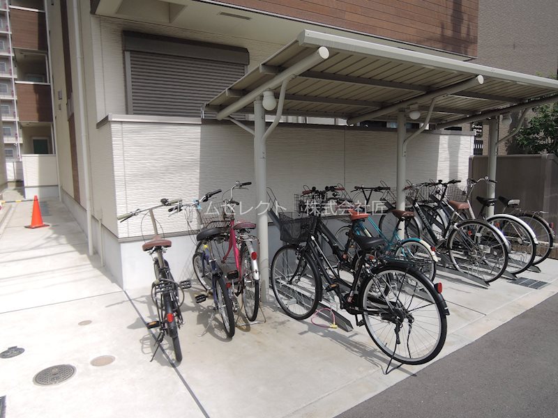フジパレス北加賀屋Ⅵ番館 駐車場