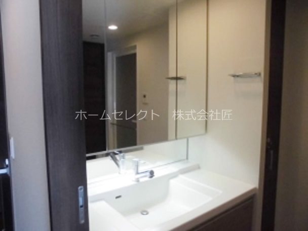 グランアッシュ中加賀屋プレミア 洗面所