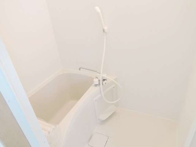 センエデアティール 風呂画像
