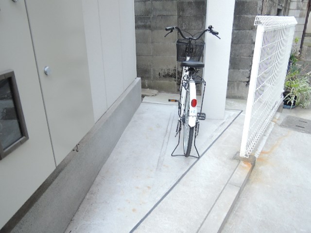 センエデアティール 駐車場