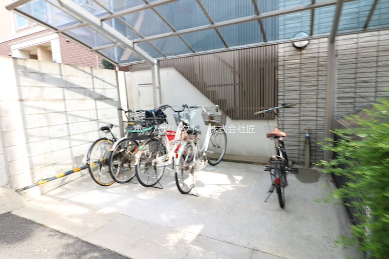 グランドメゾン 駐車場