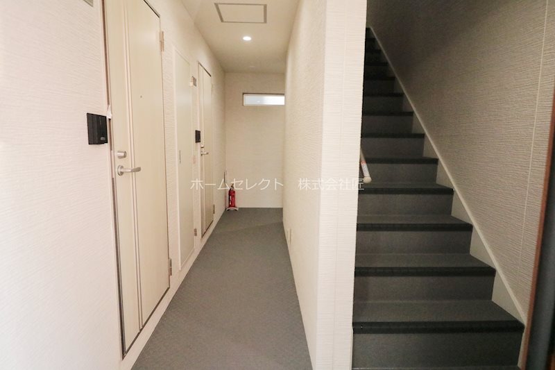 クリエオーレ天下茶屋東 ロビー