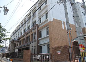 ルシェリア天下茶屋 小学校