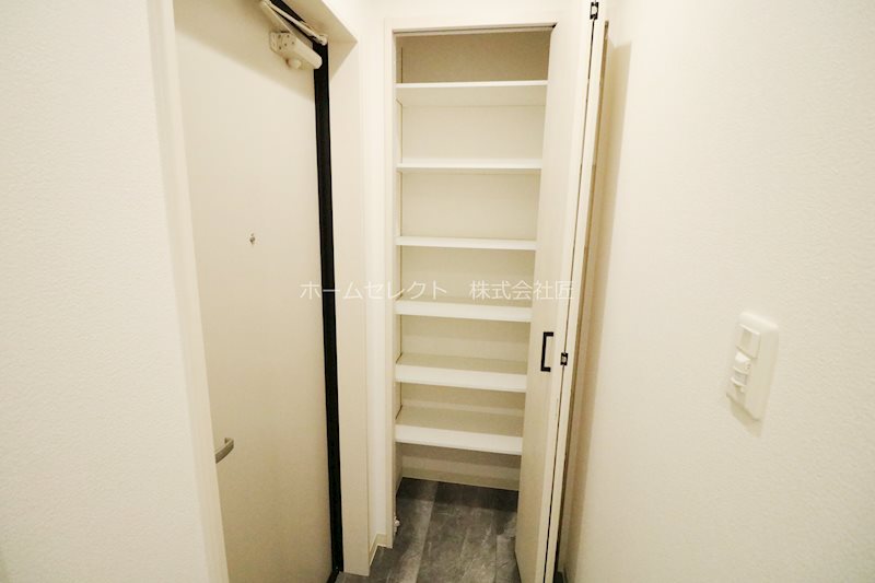 クリエオーレ天下茶屋東 玄関