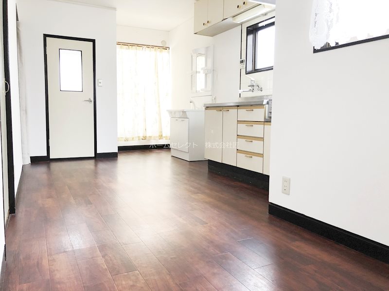 天下茶屋1丁目戸建賃貸 リビング