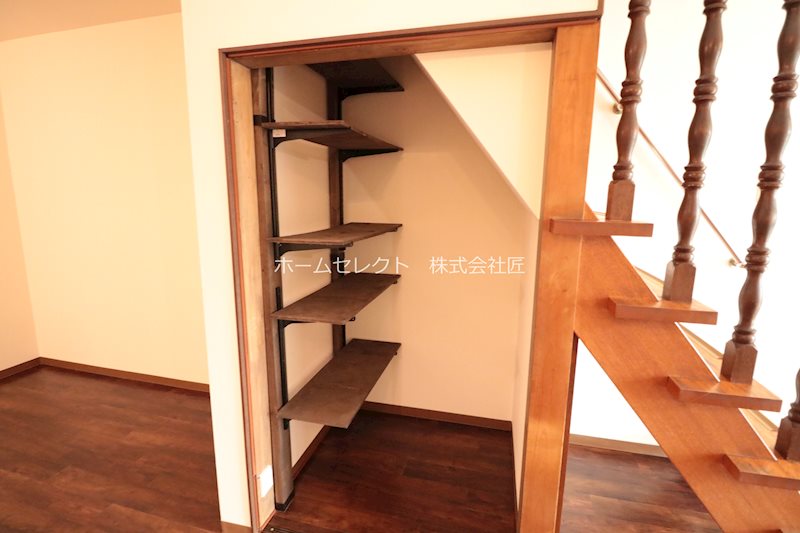 安立3丁目戸建賃貸 リビング