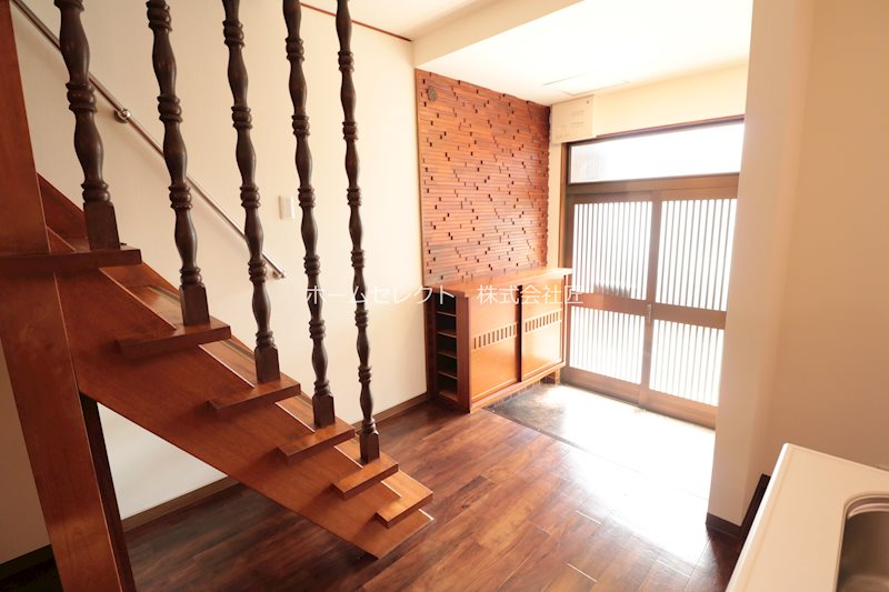 安立3丁目戸建賃貸 玄関
