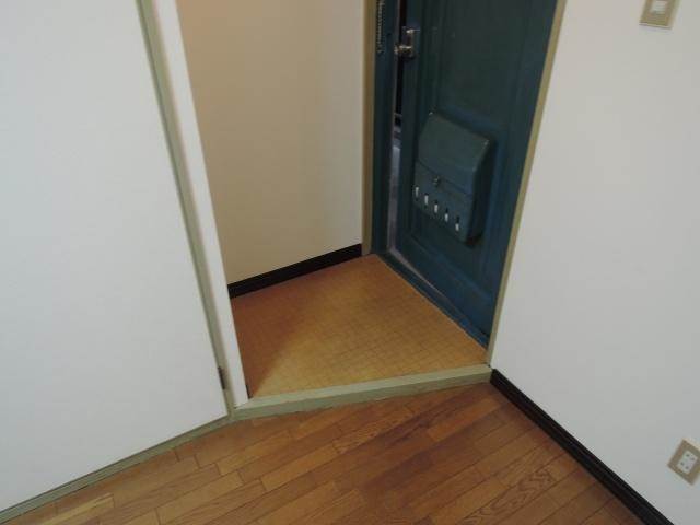 サンハイツ粉浜 玄関