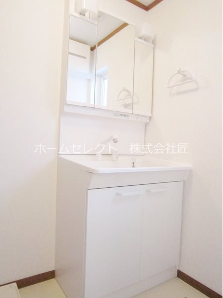 墨江四丁目戸建賃貸 洗面所