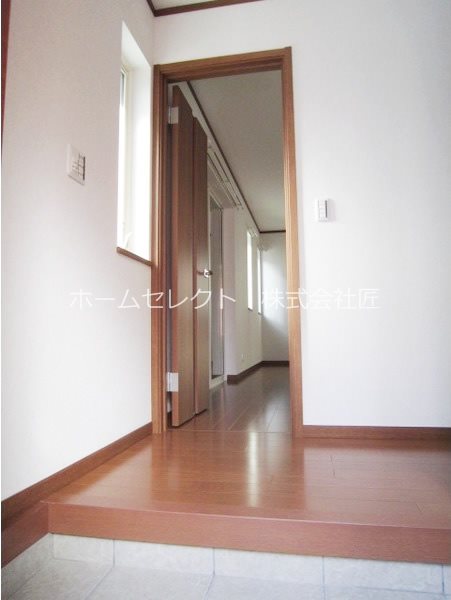 墨江四丁目戸建賃貸 玄関