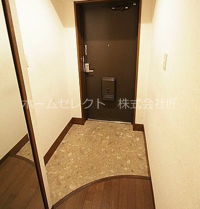 マンシオンタイラ 玄関
