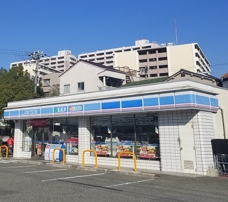 マンシオンタイラ コンビニ