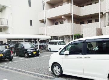 deuxローズレイアB棟  駐車場