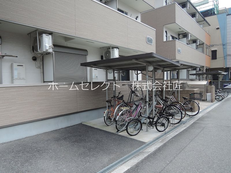 フジパレス北加賀屋EAST 駐車場