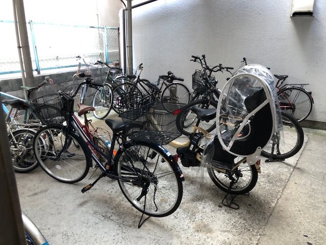 ステラ 駐車場