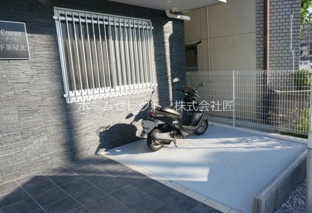 ルクール天下茶屋北 駐車場