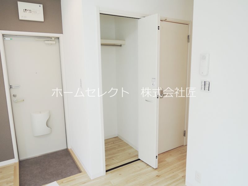 シャーナイン玉出 収納