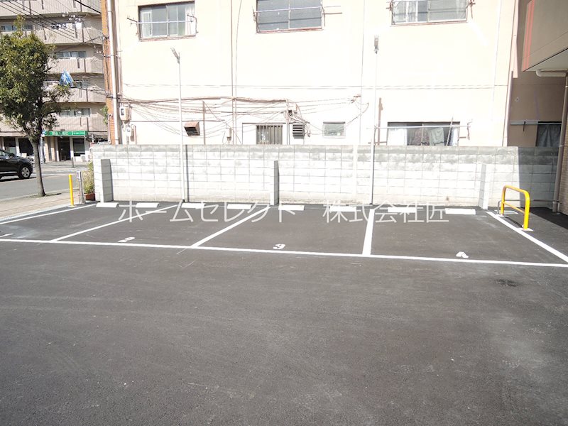 グランパシフィックパークビュー 駐車場