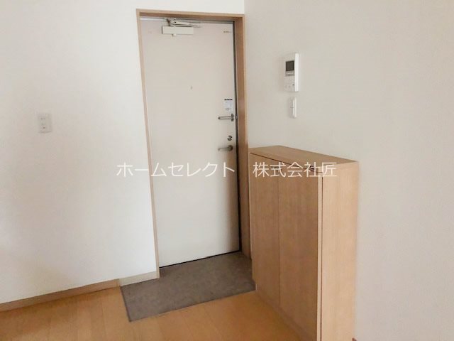 Fメゾン西加賀屋Ⅰ番館 玄関