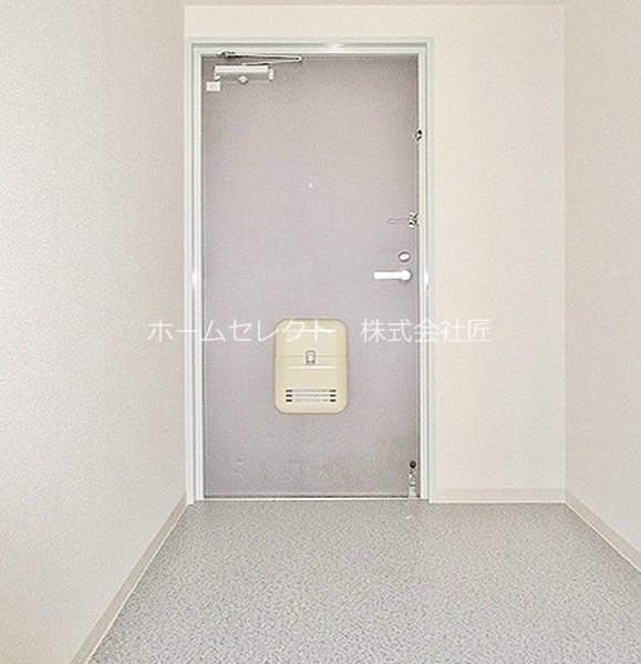 ドリーム中加賀屋 玄関