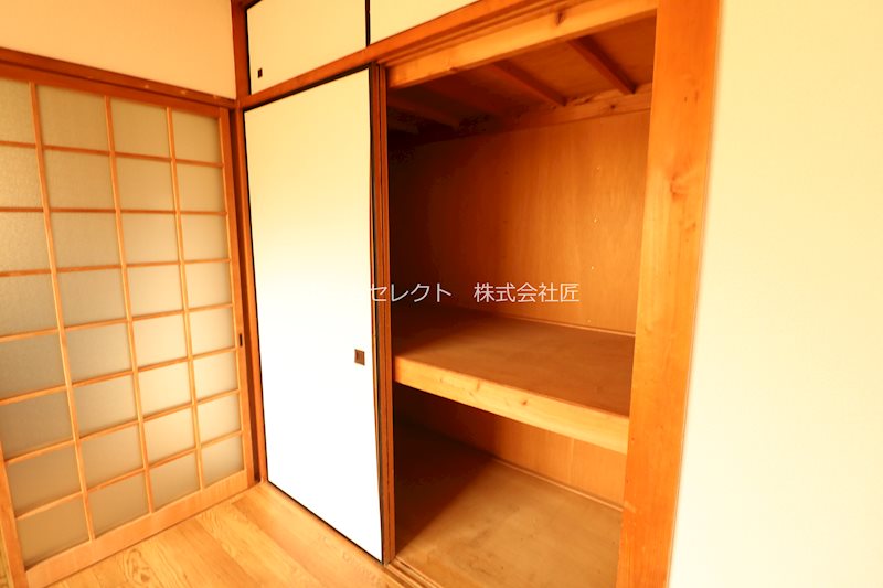 生駒マンション 収納