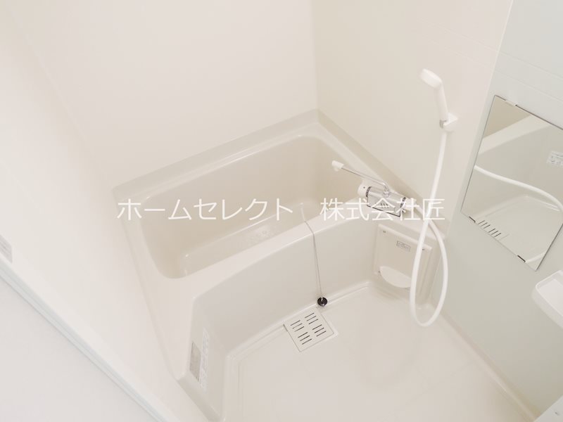 F maison AXIA VIII 風呂画像