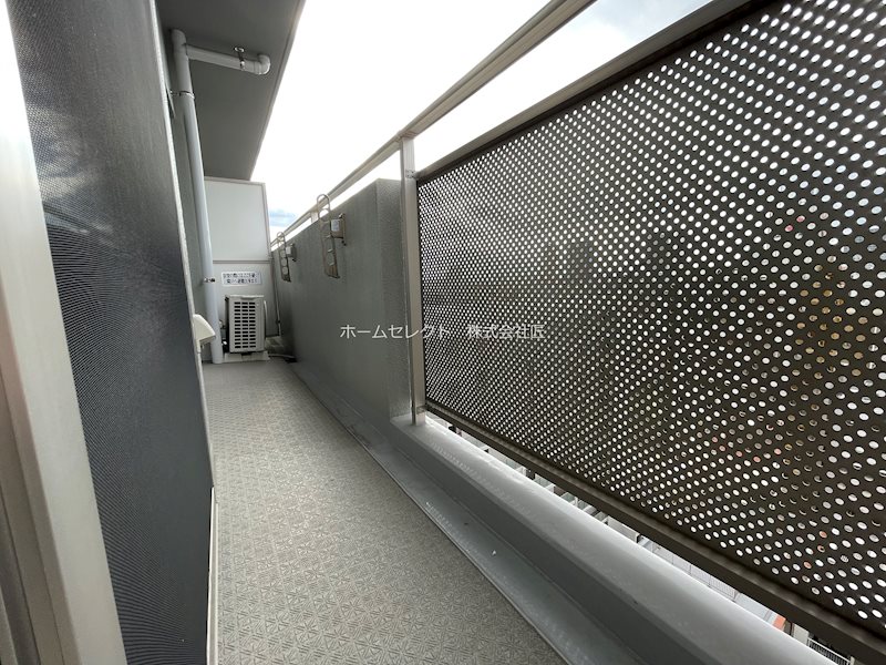 ファミールKOUZTOWER ベランダ