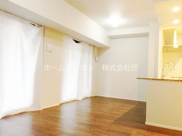 ブランズ帝塚山 リビング