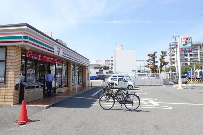 ルレーヴ帝塚山 コンビニ