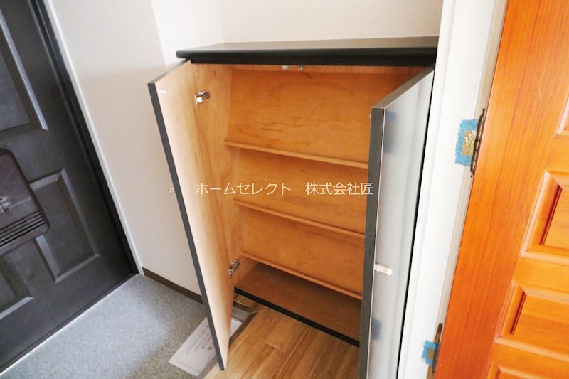 大阪府大阪市西成区千本南２丁目 玄関