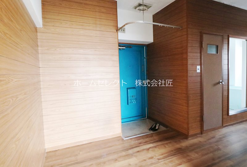 グランドコーポカトレア 玄関