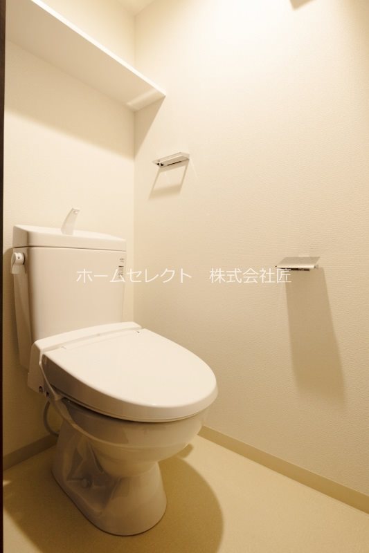 エステムコート難波Vブロード トイレ