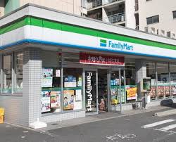 エステムコート難波Vブロード コンビニ