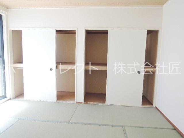 ドエル一番館 収納