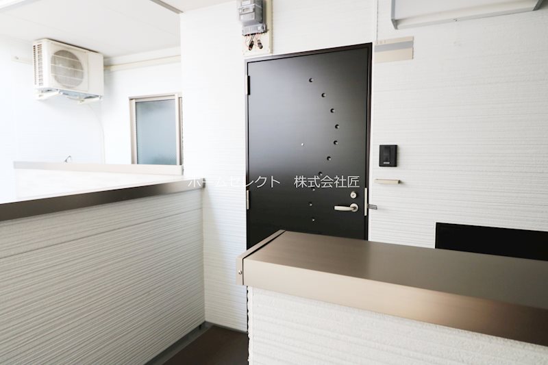 Fmaison foglia 玄関