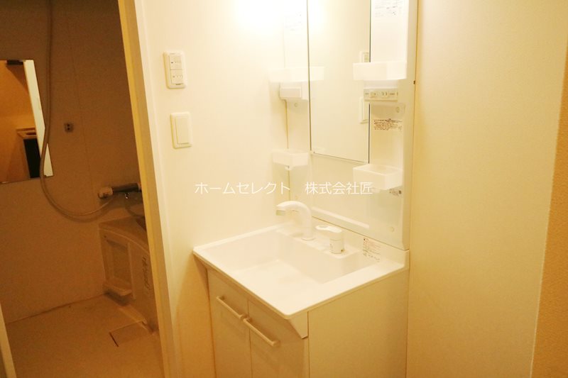 みおつくし岸里 洗面所