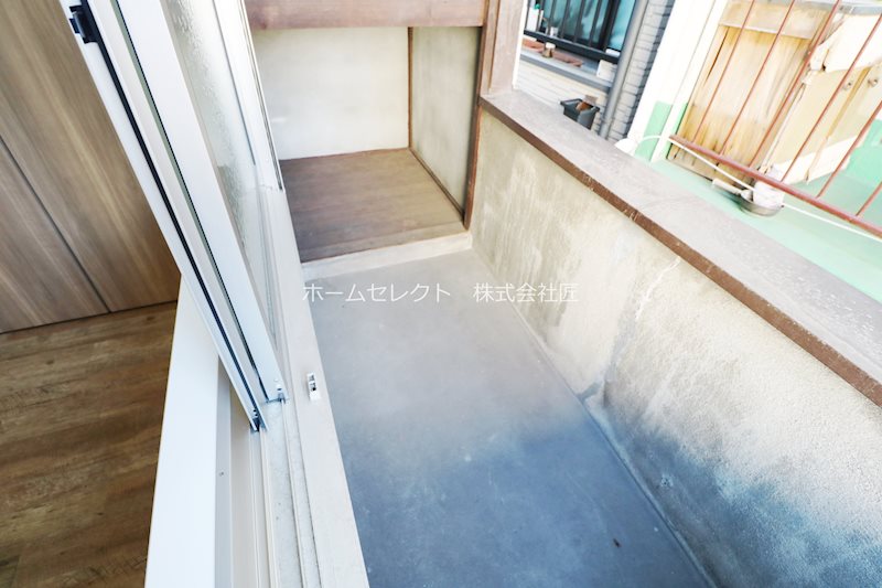 岸里東1丁目貸家 ベランダ