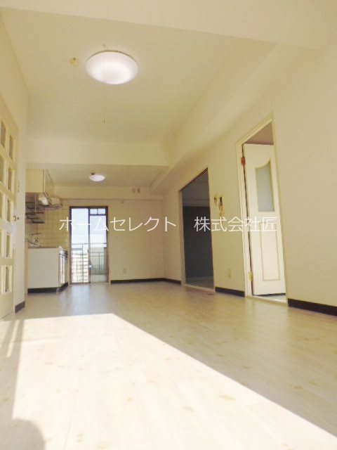 ラパンジール粉浜 リビング