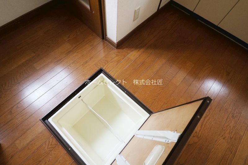 東加賀屋2丁目貸家  キッチン