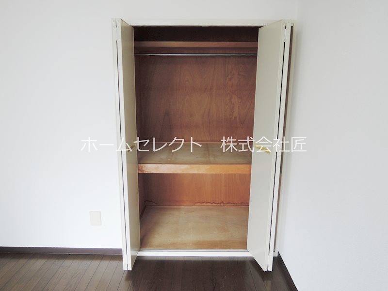 プライム岸里東 収納