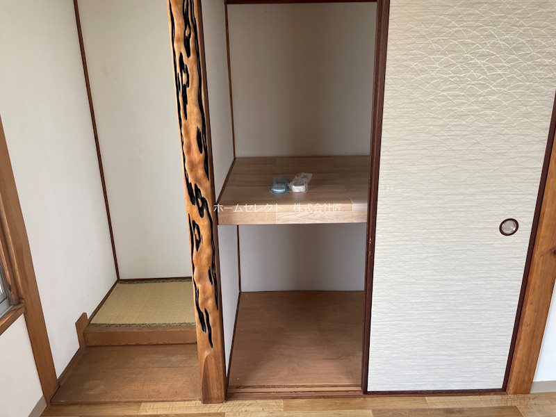 西住之江4丁目貸家 収納