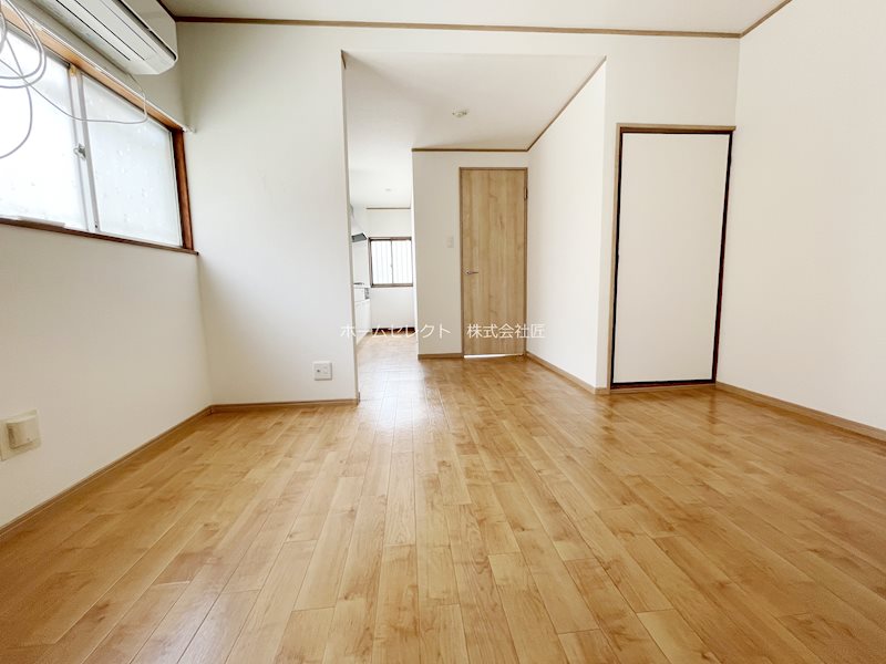 西住之江4丁目貸家 リビング