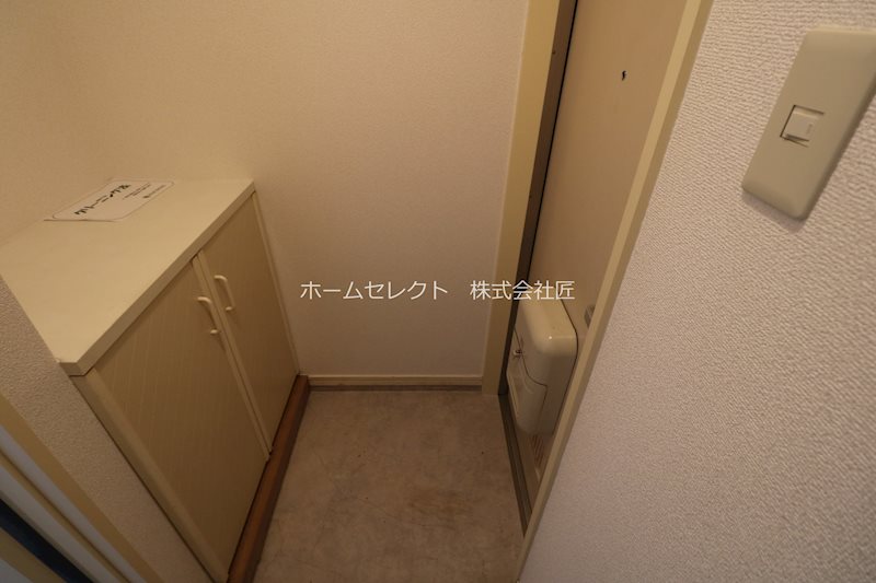 ドエル一番館 玄関