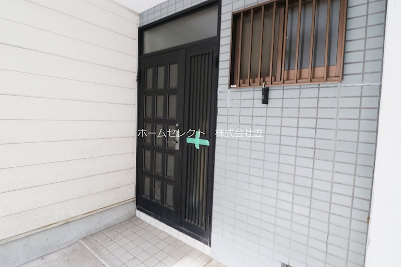 玉出東1丁目戸建賃貸 エントランス