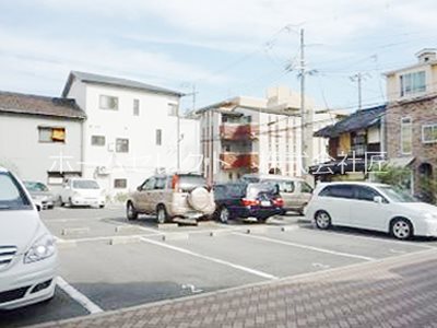 ＵＳ-1住吉東 駐車場