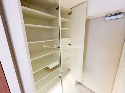 サンメゾン住吉沢之町駅前ゲート 玄関