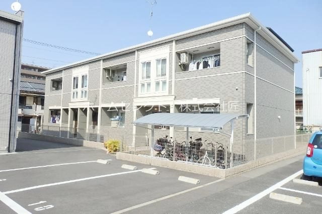 エクレール 駐車場