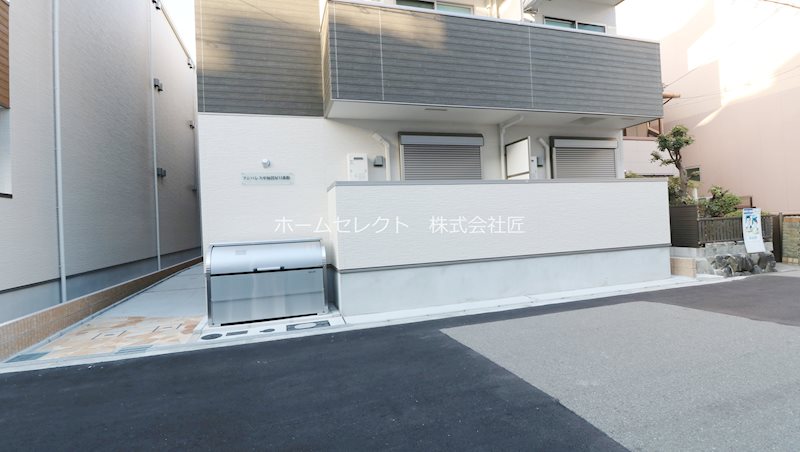 フジパレス中加賀屋Ⅵ番館  庭