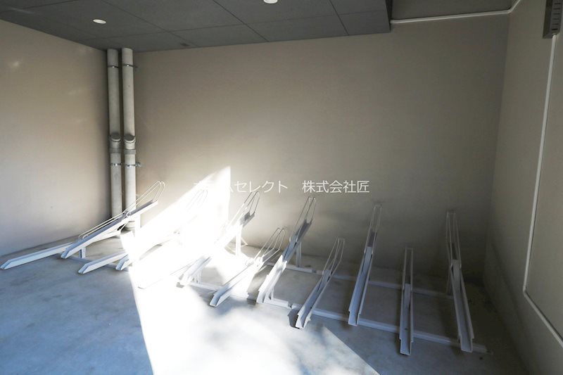 Grand Life 岸里 庭